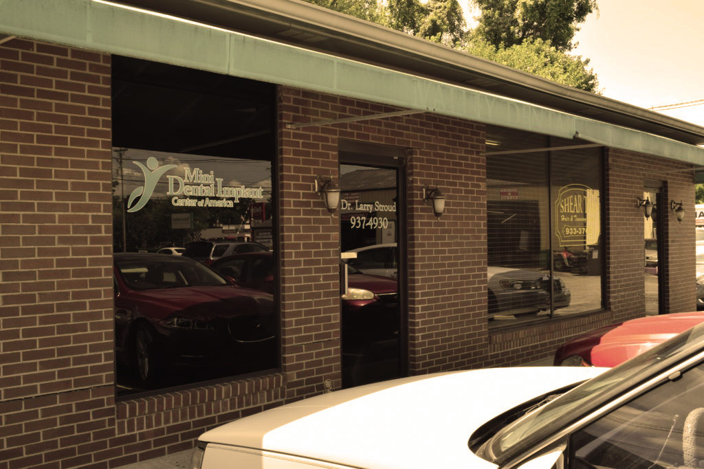 Dr. Regan Ackerman. Freedom Mini Dental Implants. Mini Dental Implants in Louisville Kentucky 40291